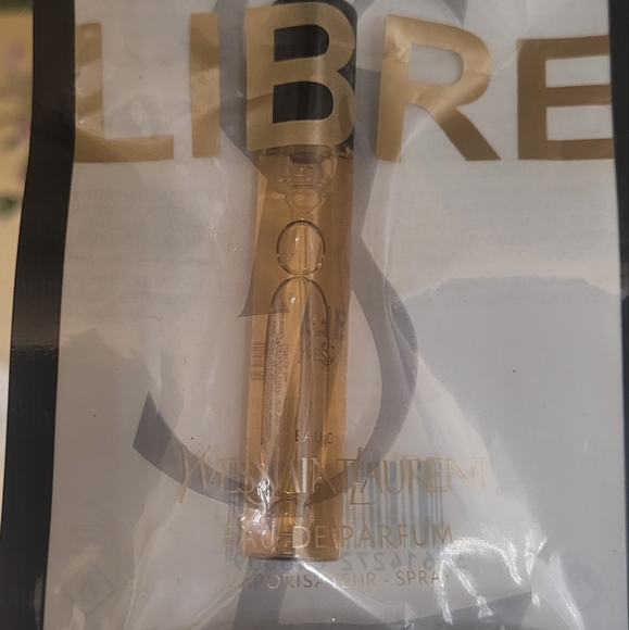 Yves Saint Laurent 3 ml - Picture 4 of 4